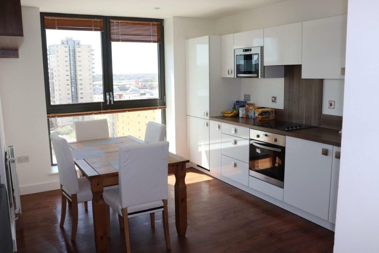 Premium Waterside Apartment London Kültér fotó